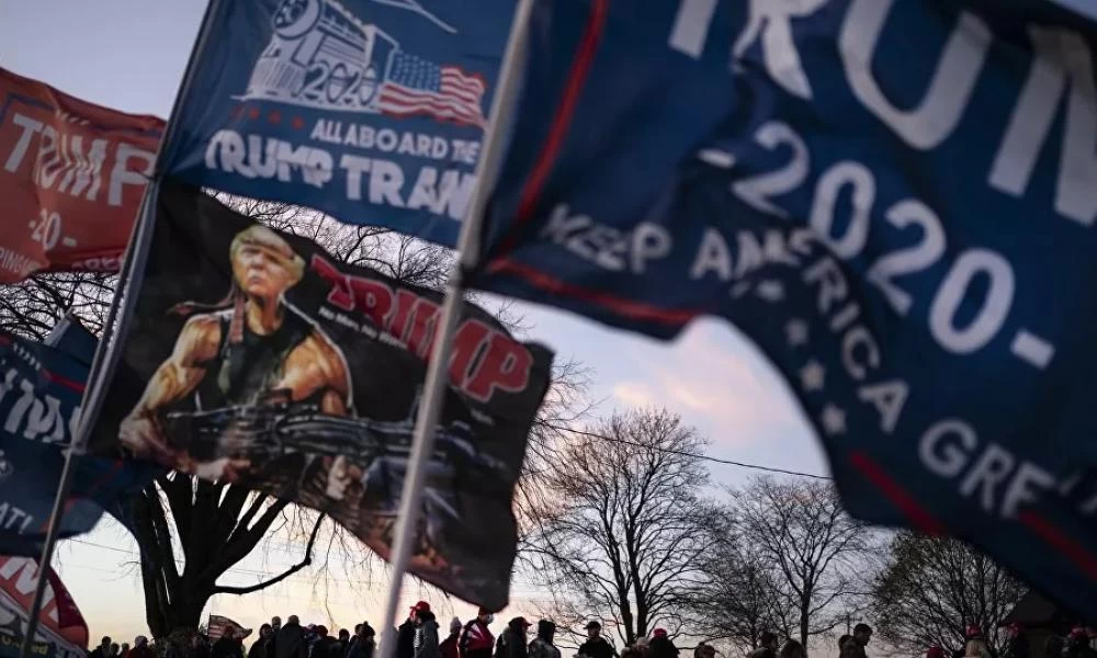 Εκρηκτικό το μετεκλογικό κλίμα στις ΗΠΑ: Ραγδαία συσπείρωση διαδηλωτών στην Ουάσιγκτον